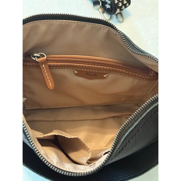 EUC The Sak Jasmine Small Hobo Bag Black Leather Everyday Shoulder - Picture 7 of 11